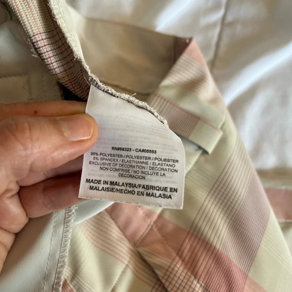 Nike Dri Fit Bermuda Golf Shorts plaid pink and cream color. Activewear size 10. - Picture 7 of 11